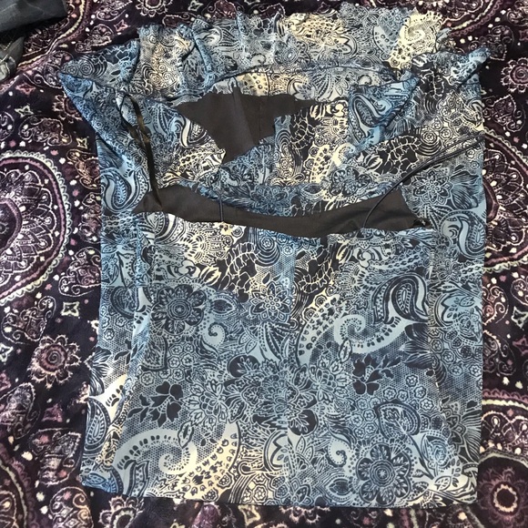 ✨3/$12✨ - Picture 3 of 3